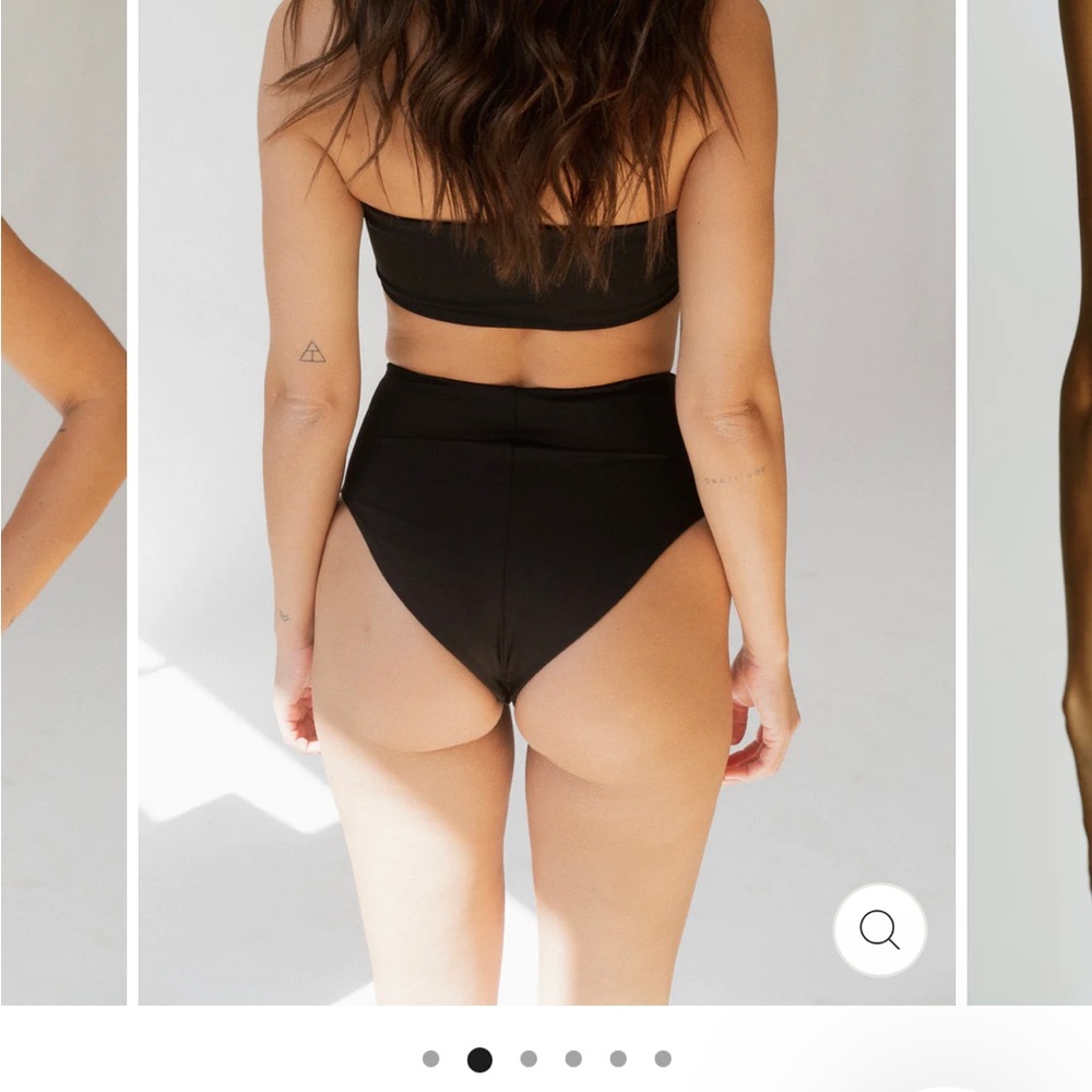 Londre high waisted bottom in navy size XS